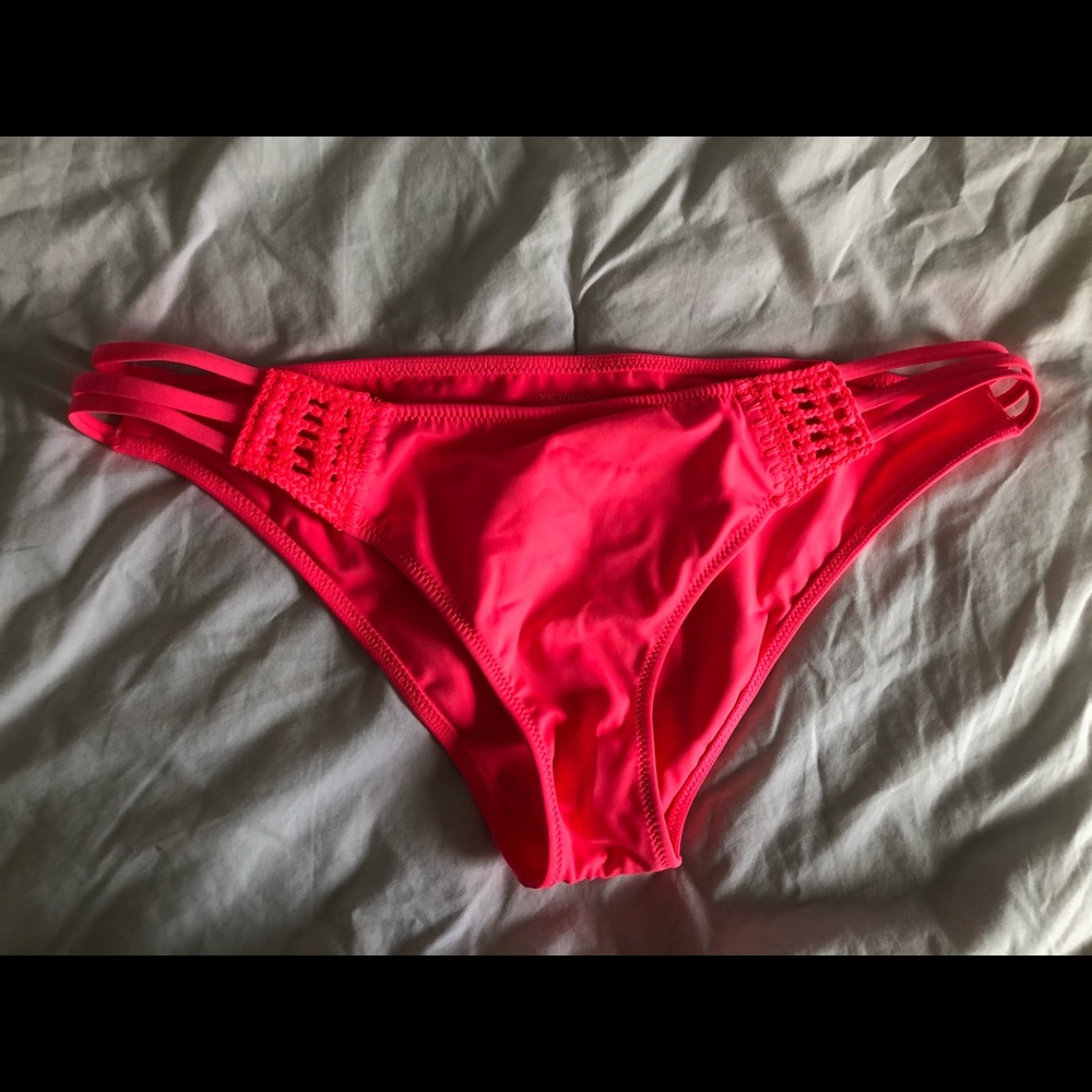 Crochet bikini bottom